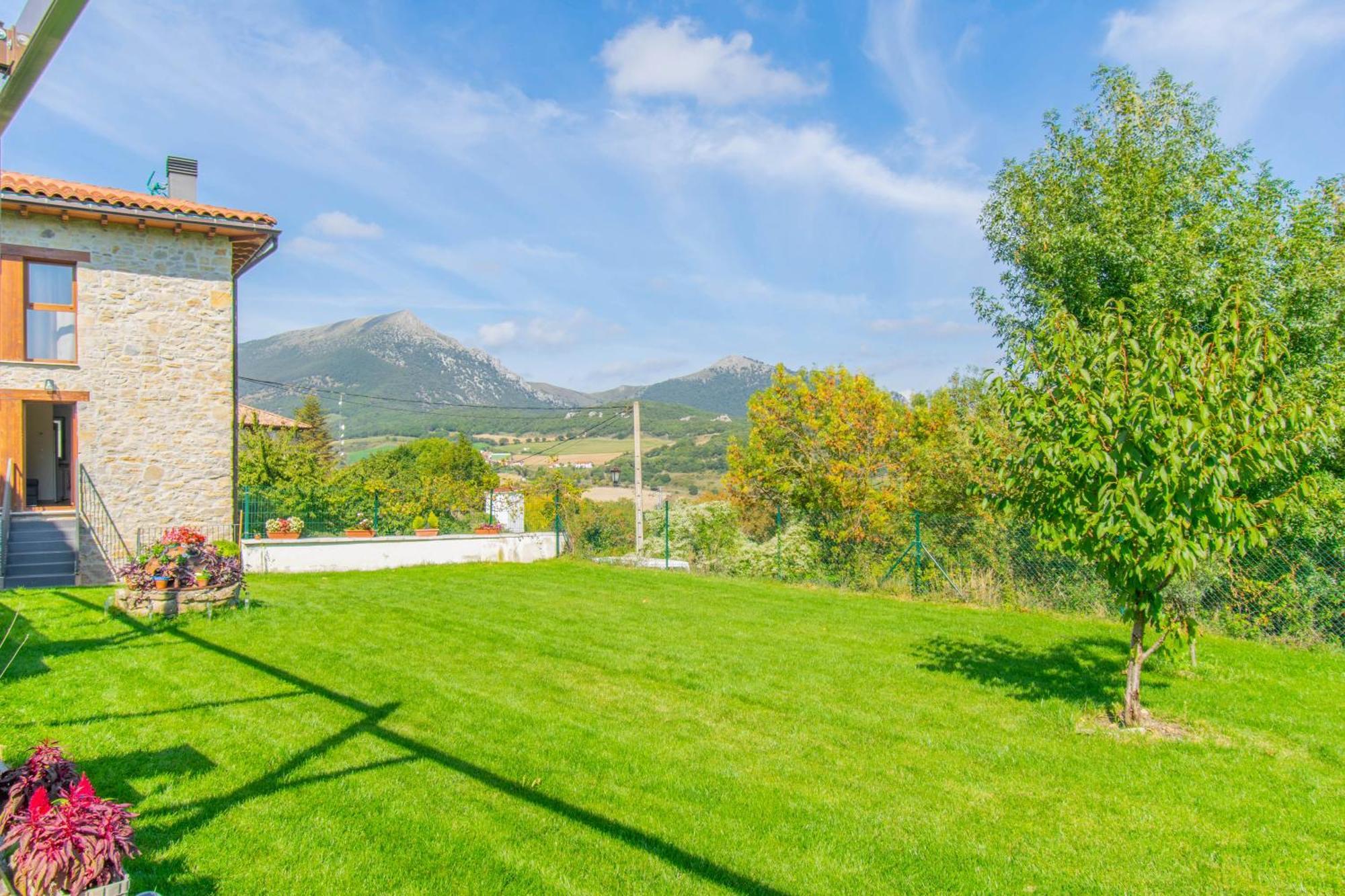 Acogedora Casa Rural Con Jardin Y Barbacoa Proxima A Pamplona Ilzarbe Εξωτερικό φωτογραφία